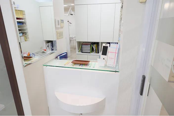 天王寺矯正歯科クリニックの待合室・受付